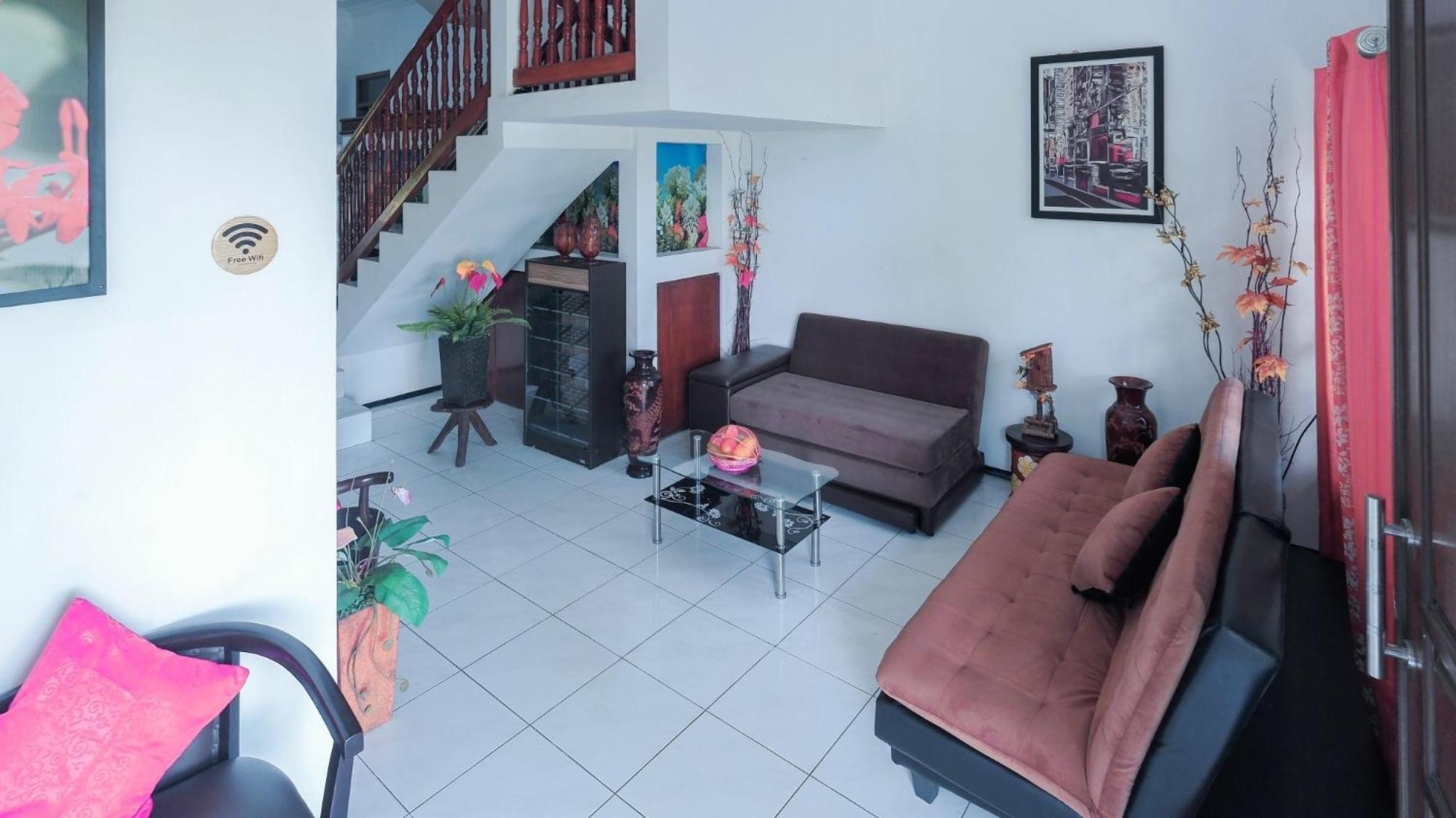Villa Malang Puncak Buring Zewnętrze zdjęcie